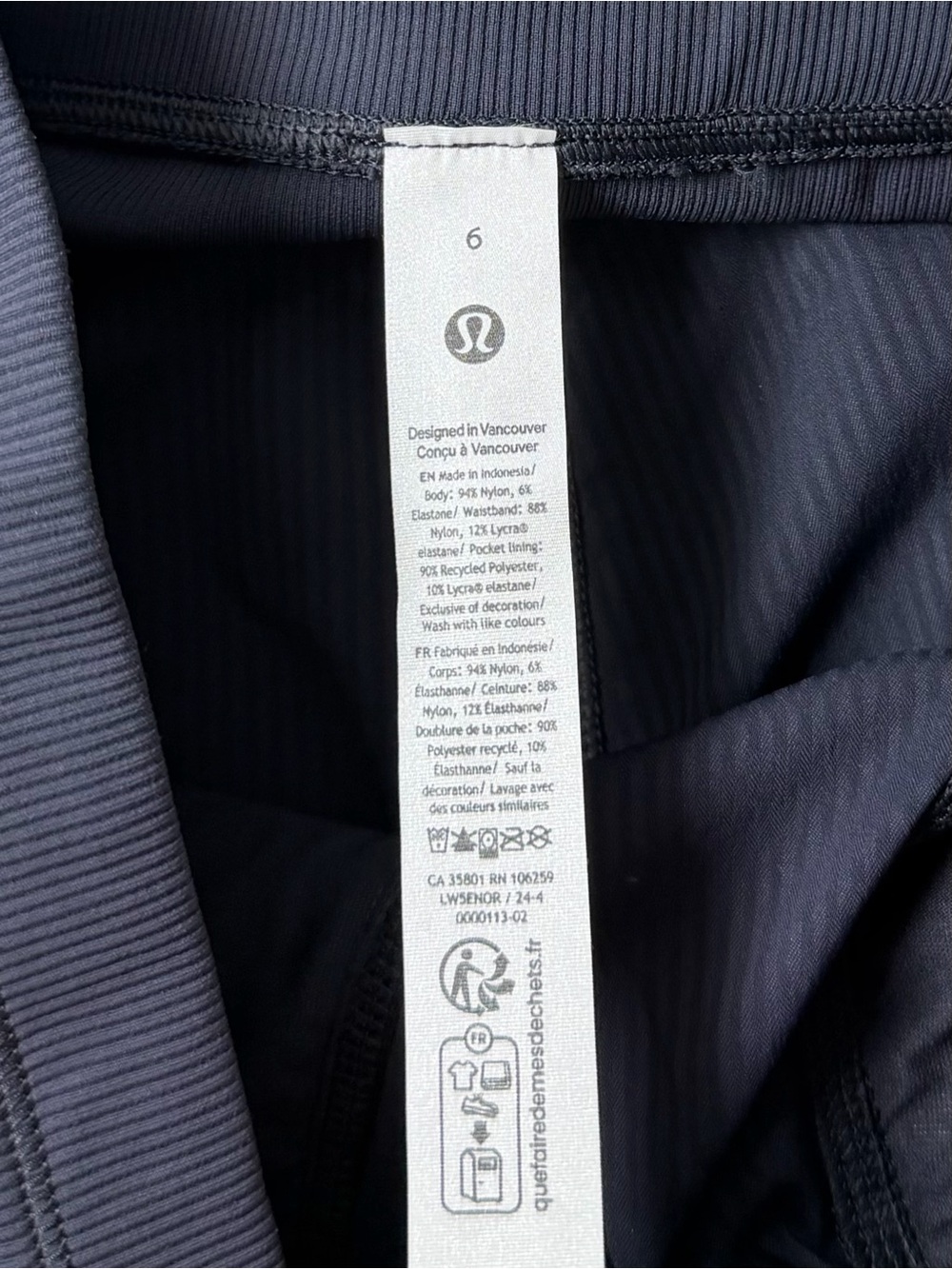 Lululemon Dance Studio Mid-Rise Pant Regular
in Black Night Size 6 - Picture 15 of 16